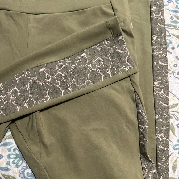 Green gymshark leggings - Picture 5 of 5